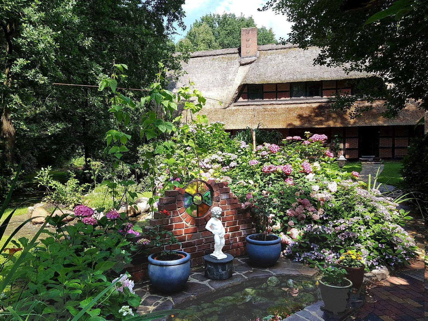 Prodej domu 262 m², pozemek 21.000 m², Klenkendorf 26, Gnarrenburg, Dolní Sasko Prodej domu 262 m², pozemek 21.000 m², Klenkendorf 26, Gnarrenburg, Dolní Sasko