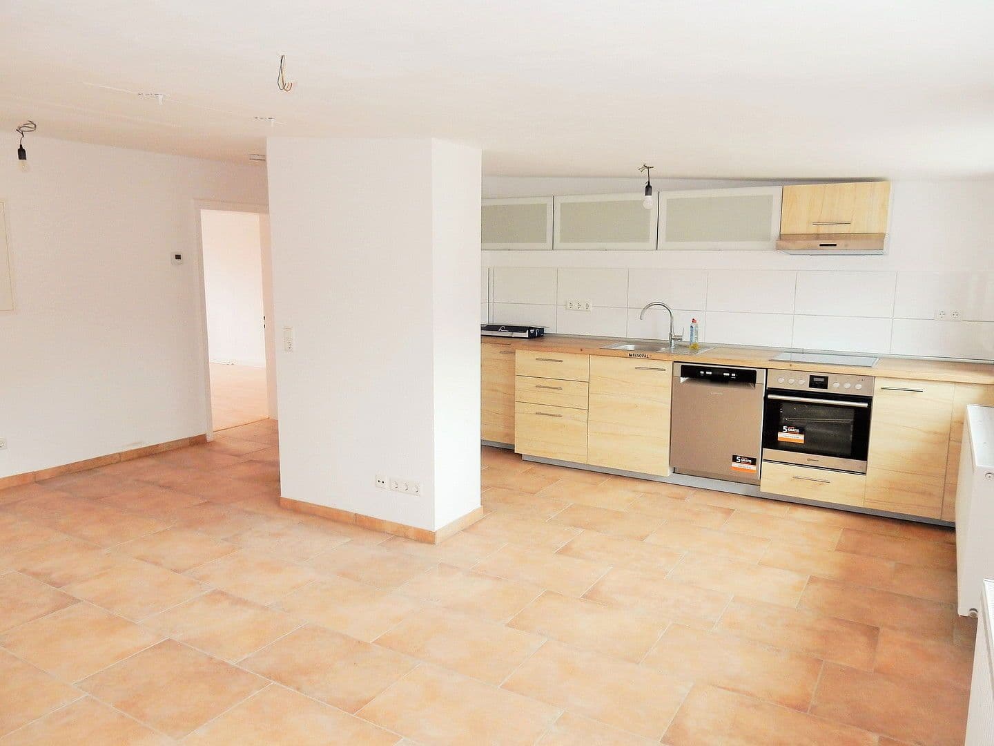 Pronájem bytu 3+1 84 m², Am Klagesmarkt, Hannover, Dolní Sasko Pronájem bytu 3+1 84 m², Am Klagesmarkt, Hannover, Dolní Sasko