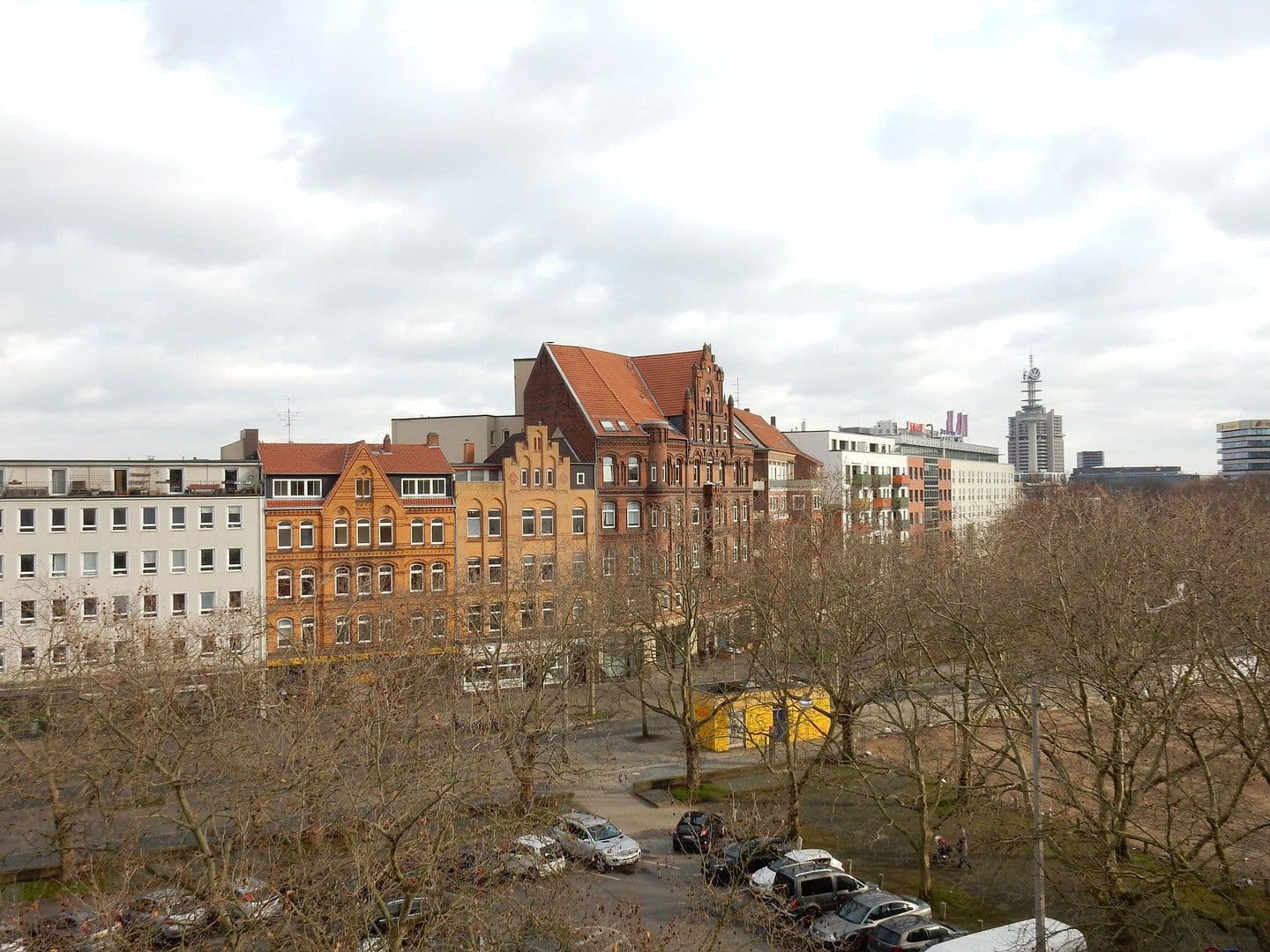 Pronájem bytu 3+1 84 m², Am Klagesmarkt, Hannover, Dolní Sasko Pronájem bytu 3+1 84 m², Am Klagesmarkt, Hannover, Dolní Sasko