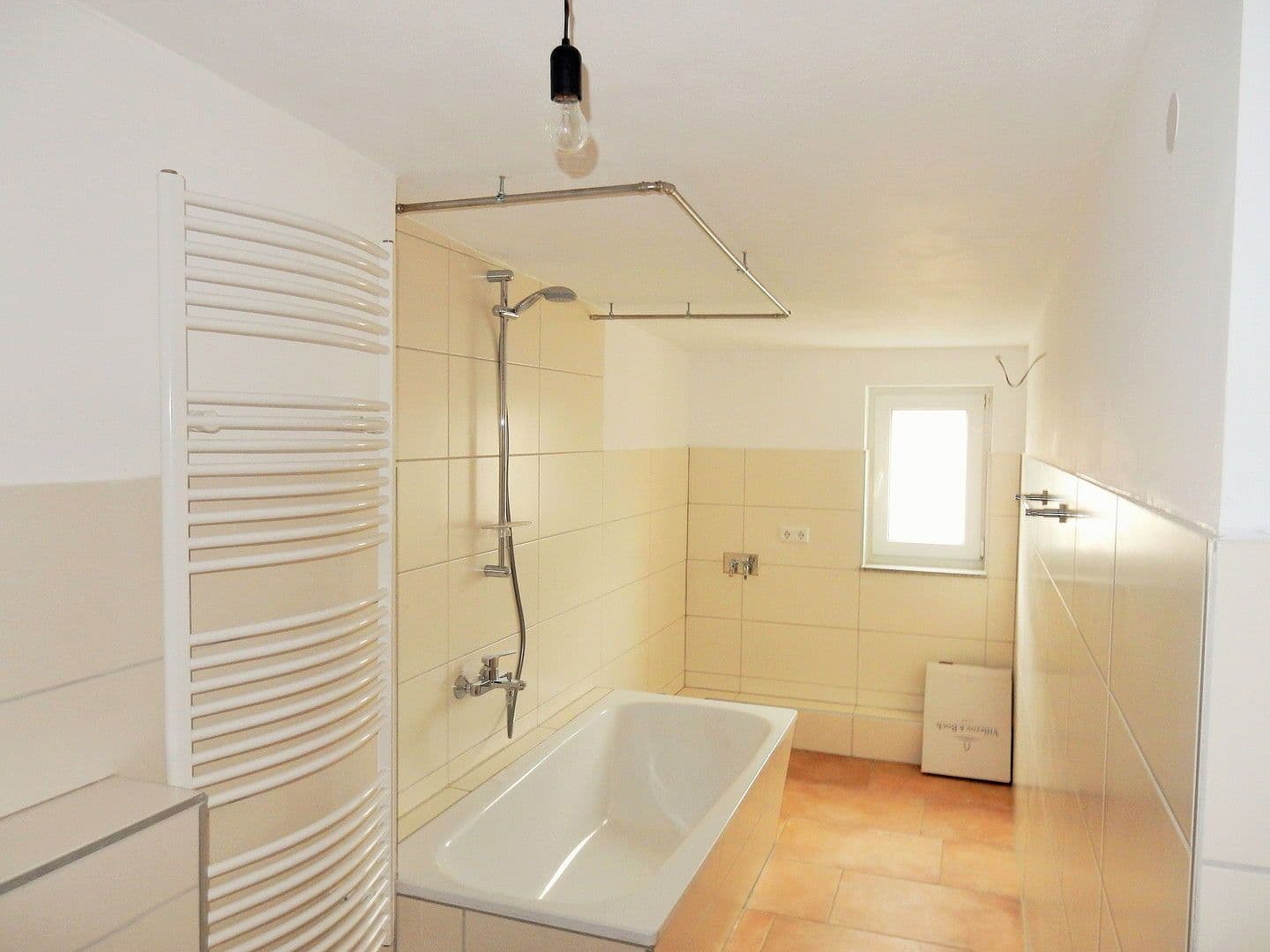 Pronájem bytu 3+1 84 m², Am Klagesmarkt, Hannover, Dolní Sasko Pronájem bytu 3+1 84 m², Am Klagesmarkt, Hannover, Dolní Sasko