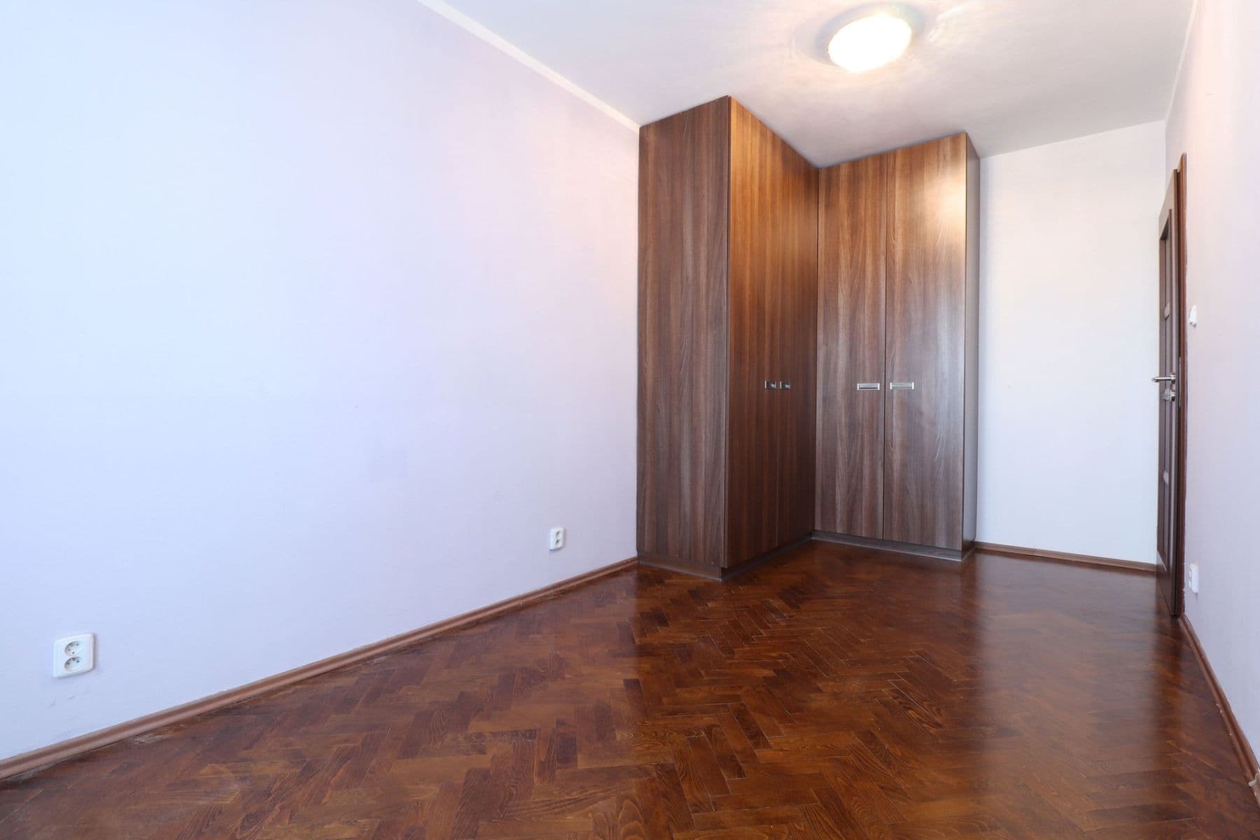 Pronájem bytu 3+1 72 m², Hlavní, Praha, Praha Pronájem bytu 3+1 72 m², Hlavní, Praha, Praha