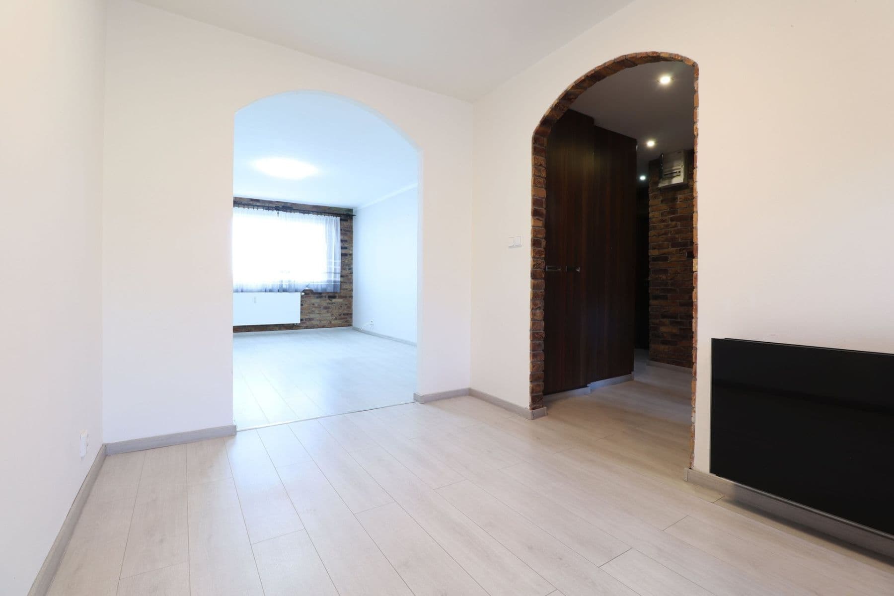 Pronájem bytu 3+1 72 m², Hlavní, Praha, Praha Pronájem bytu 3+1 72 m², Hlavní, Praha, Praha