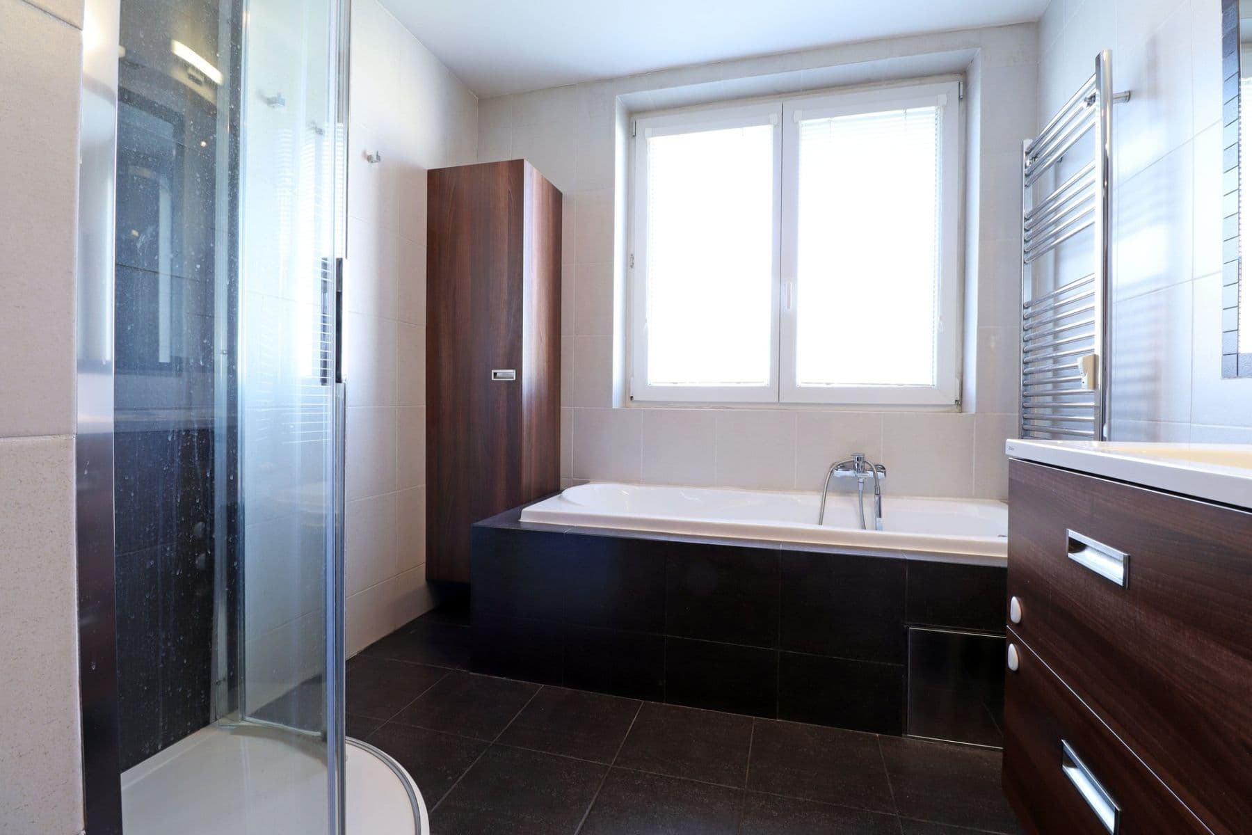 Pronájem bytu 3+1 72 m², Hlavní, Praha, Praha Pronájem bytu 3+1 72 m², Hlavní, Praha, Praha