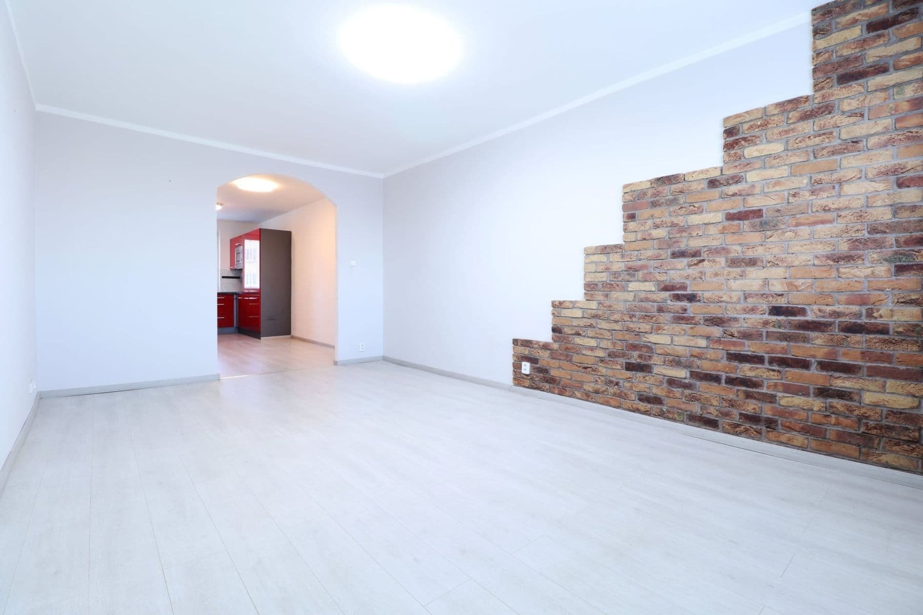 Pronájem bytu 3+1 72 m², Hlavní, Praha, Praha Pronájem bytu 3+1 72 m², Hlavní, Praha, Praha