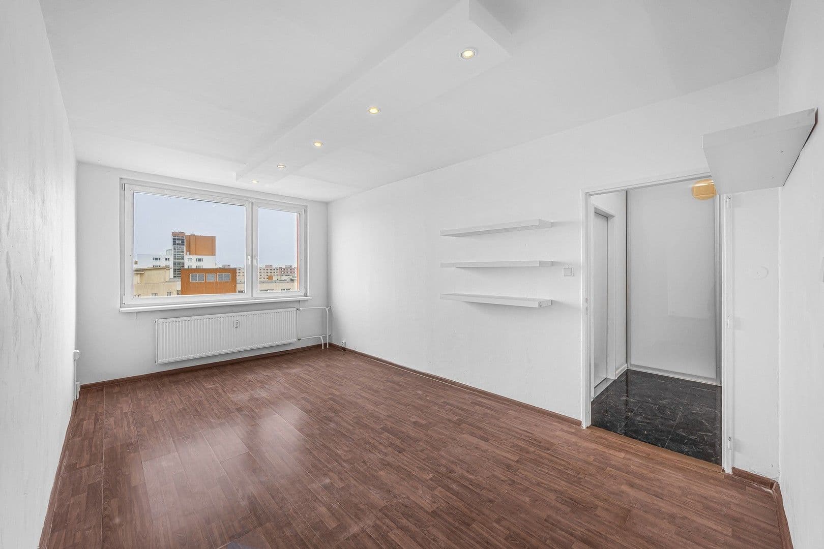 Pronájem bytu 2+kk 43 m², Veronské náměstí, Praha, Praha Pronájem bytu 2+kk 43 m², Veronské náměstí, Praha, Praha