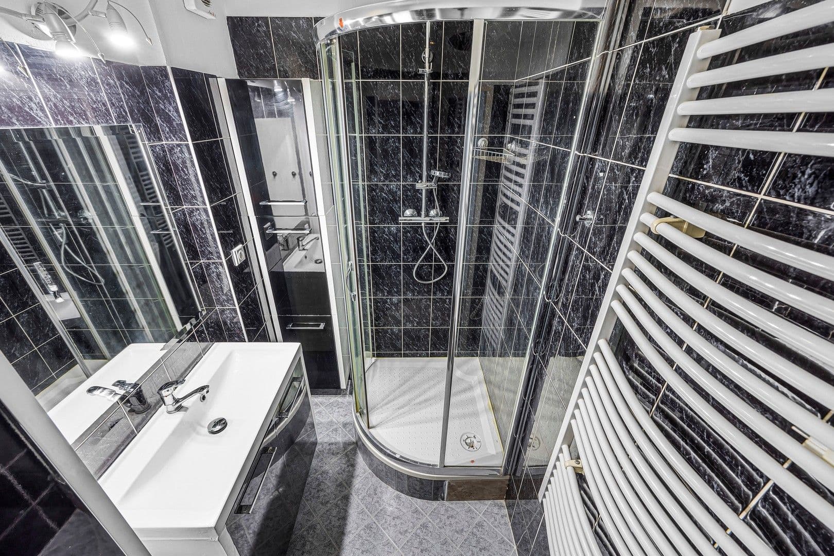 Pronájem bytu 2+kk 43 m², Veronské náměstí, Praha, Praha Pronájem bytu 2+kk 43 m², Veronské náměstí, Praha, Praha