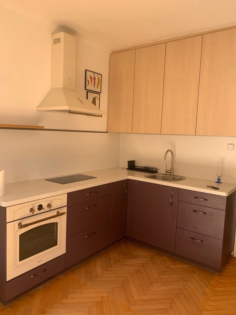 Pronájem bytu 2+kk 39 m², Žerotínova, Praha, Praha Pronájem bytu 2+kk 39 m², Žerotínova, Praha, Praha