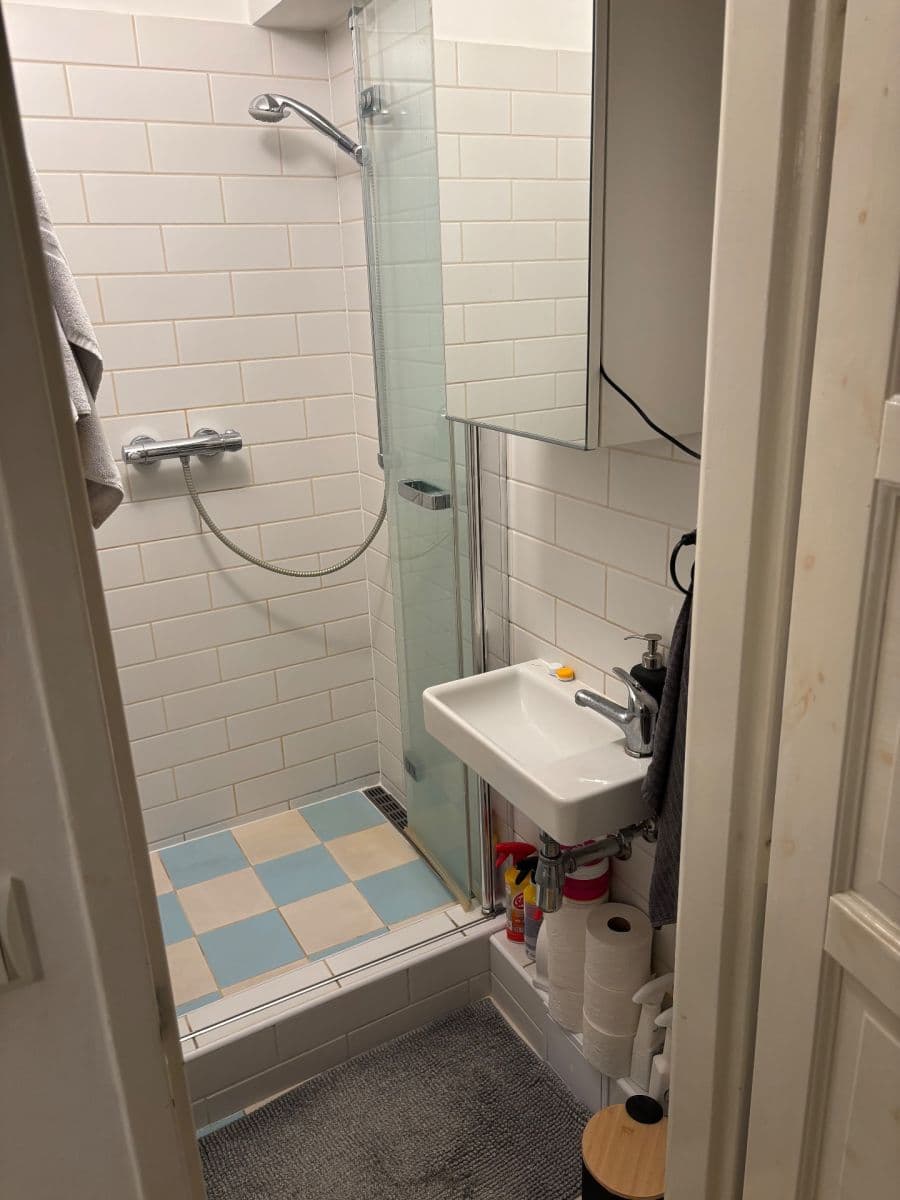Pronájem bytu 1+kk 26 m², Velvarská, Praha, Praha Pronájem bytu 1+kk 26 m², Velvarská, Praha, Praha