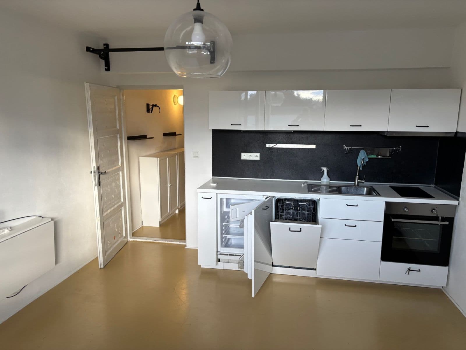 Pronájem bytu 1+kk 26 m², Velvarská, Praha, Praha Pronájem bytu 1+kk 26 m², Velvarská, Praha, Praha