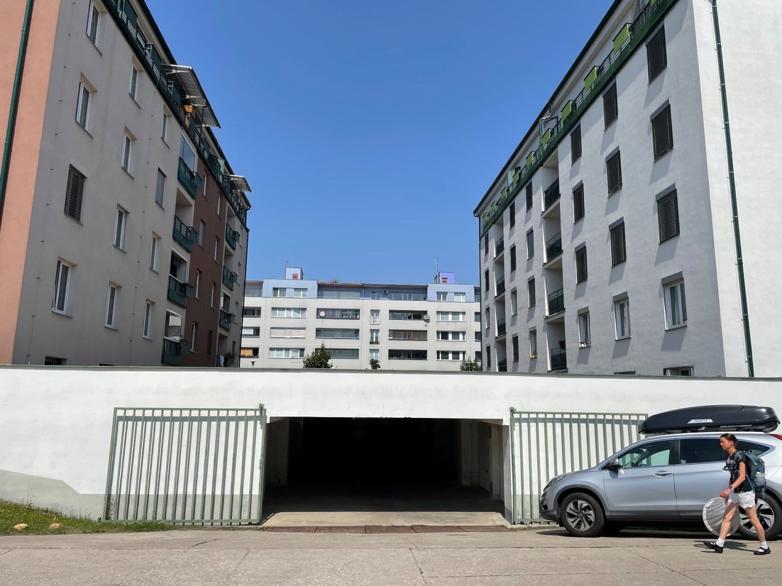 Prodej garáže 16 m², Větrná, České Budějovice, Jihočeský kraj Prodej garáže 16 m², Větrná, České Budějovice, Jihočeský kraj