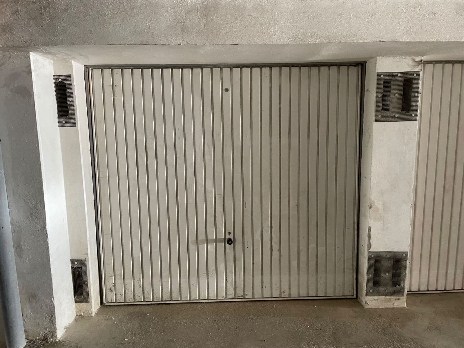 Prodej garáže 16 m², Větrná, České Budějovice, Jihočeský kraj Prodej garáže 16 m², Větrná, České Budějovice, Jihočeský kraj