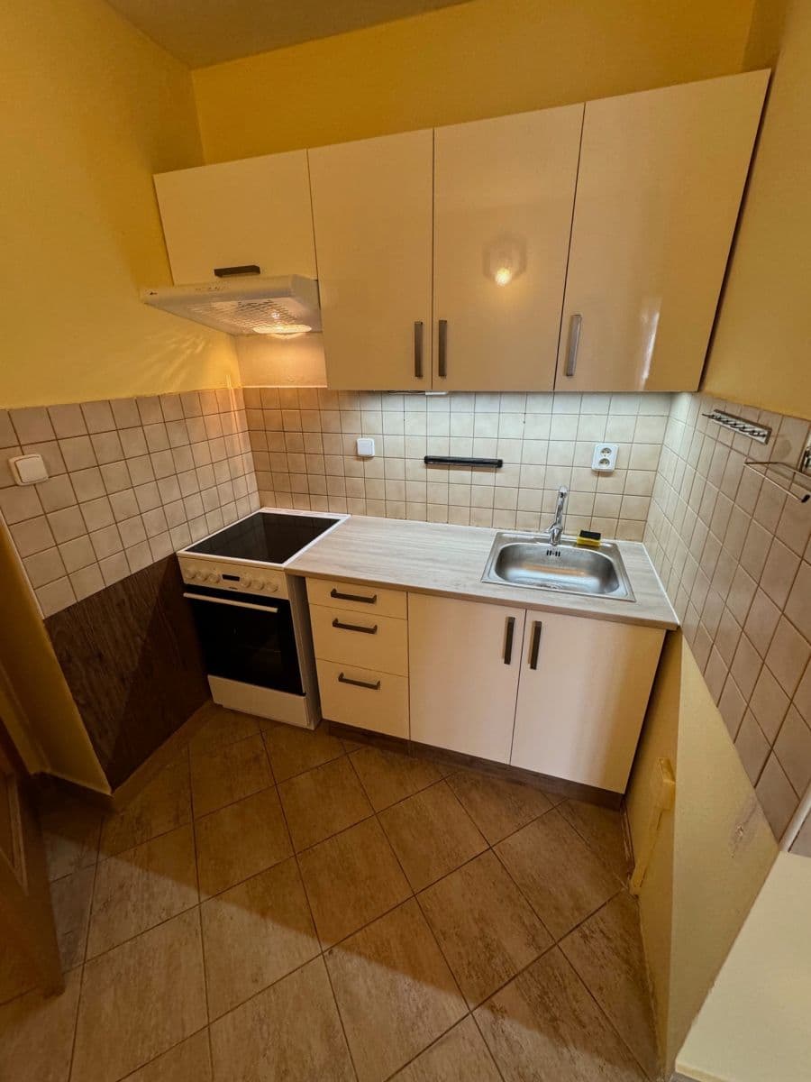 Pronájem bytu 2+1 60 m², Za Strašnickou vozovnou, Praha, Praha Pronájem bytu 2+1 60 m², Za Strašnickou vozovnou, Praha, Praha