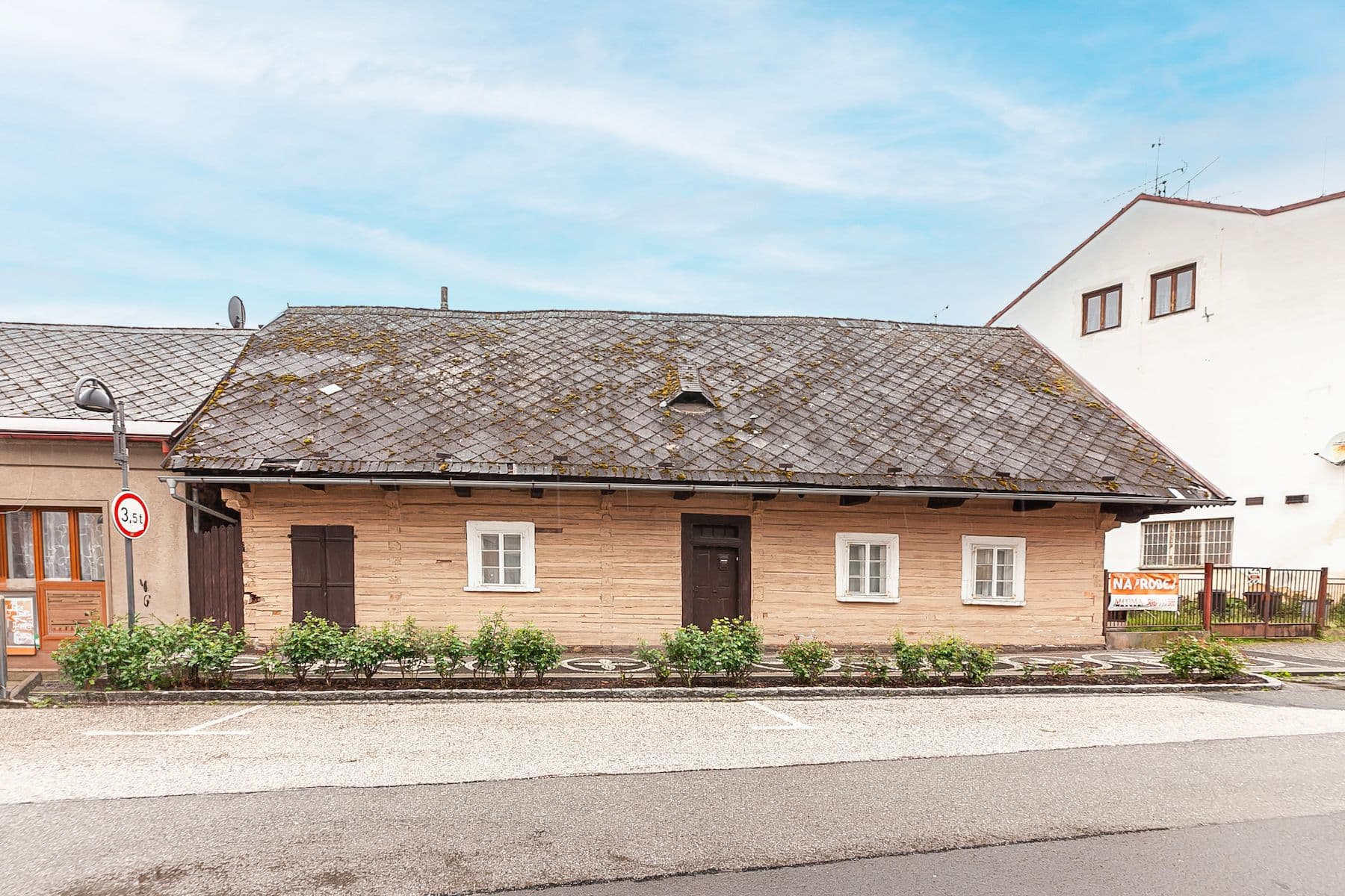 Prodej chaty, chalupy 250 m², pozemek 395 m², Malé náměstí, Lázně Bělohrad, Královéhradecký kraj Prodej chaty, chalupy 250 m², pozemek 395 m², Malé náměstí, Lázně Bělohrad, Královéhradecký kraj