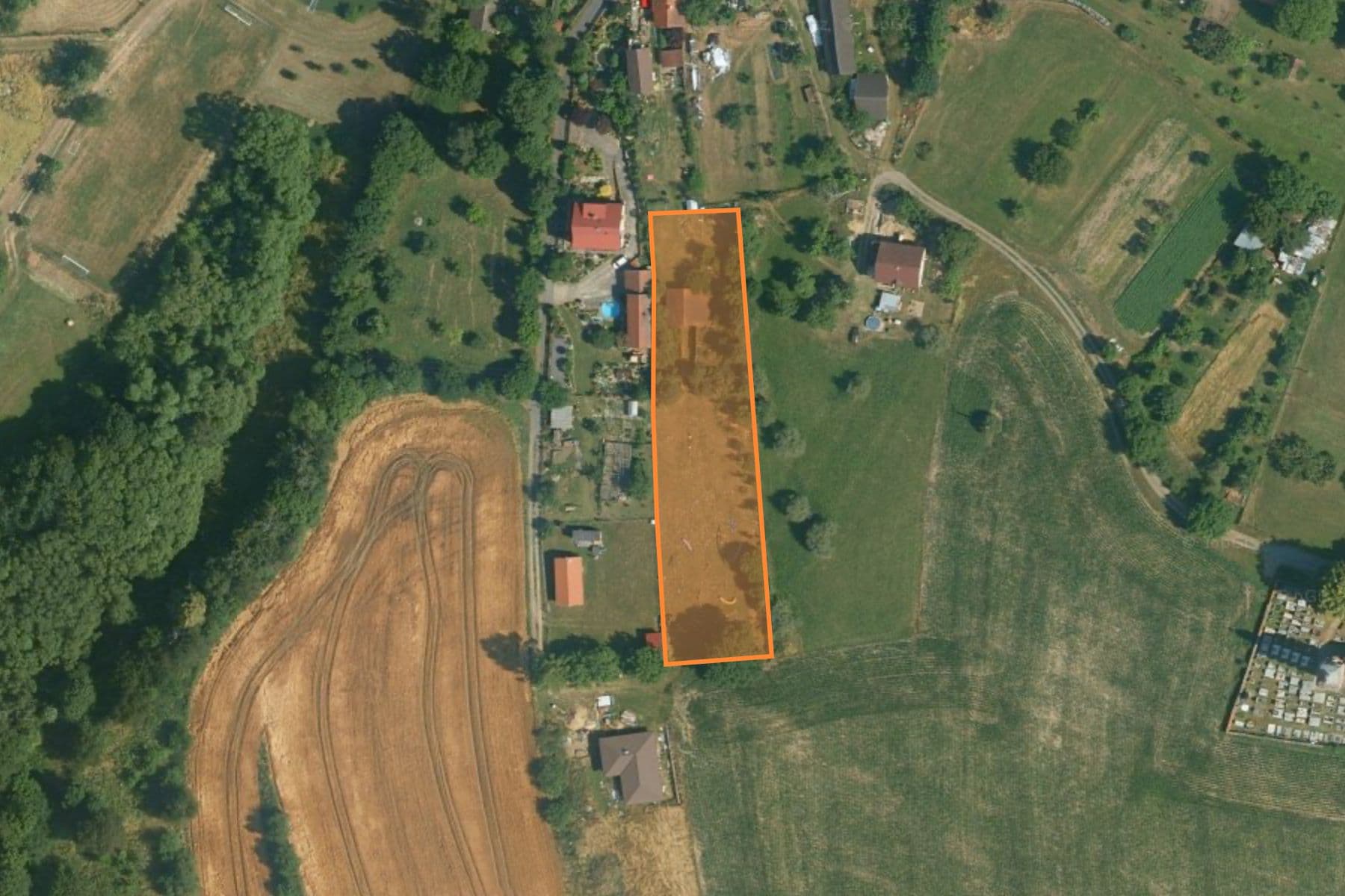 Prodej pozemku 1.800 m², Podveky, Středočeský kraj Prodej pozemku 1.800 m², Podveky, Středočeský kraj