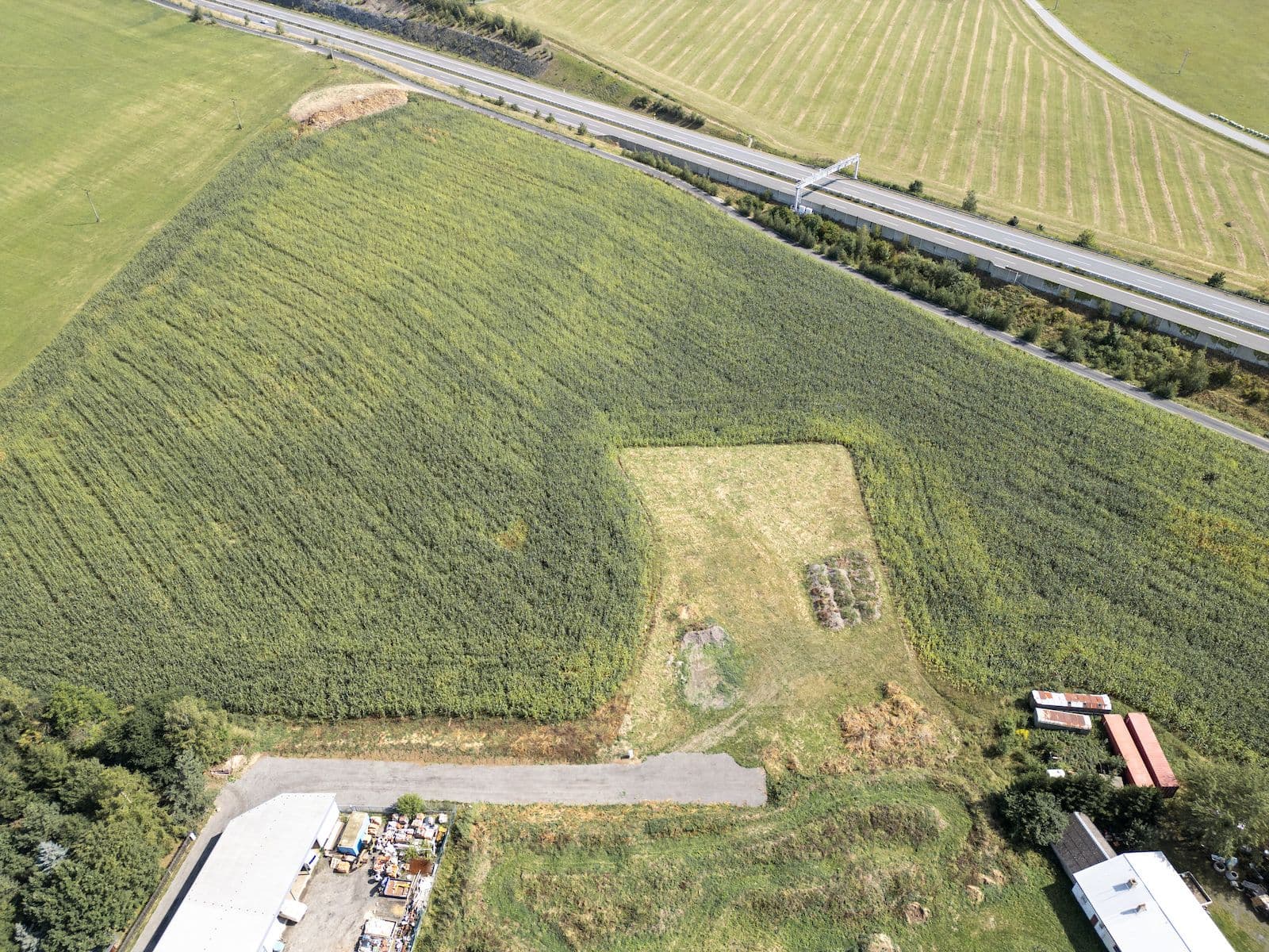 Prodej pozemku 6.770 m², Sudoměřice u Tábora, Jihočeský kraj Prodej pozemku 6.770 m², Sudoměřice u Tábora, Jihočeský kraj