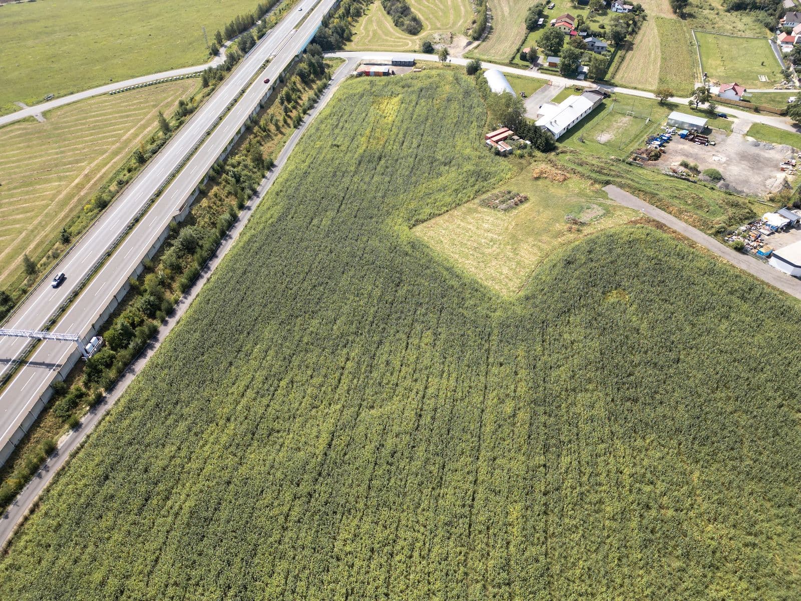 Prodej pozemku 6.770 m², Sudoměřice u Tábora, Jihočeský kraj Prodej pozemku 6.770 m², Sudoměřice u Tábora, Jihočeský kraj