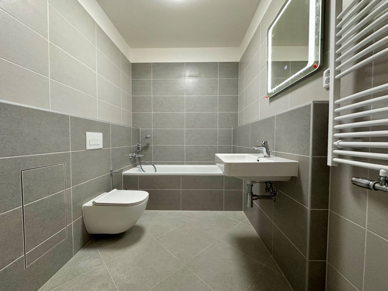 Pronájem bytu 2+kk 50 m², Čakovická, Praha, Praha Pronájem bytu 2+kk 50 m², Čakovická, Praha, Praha