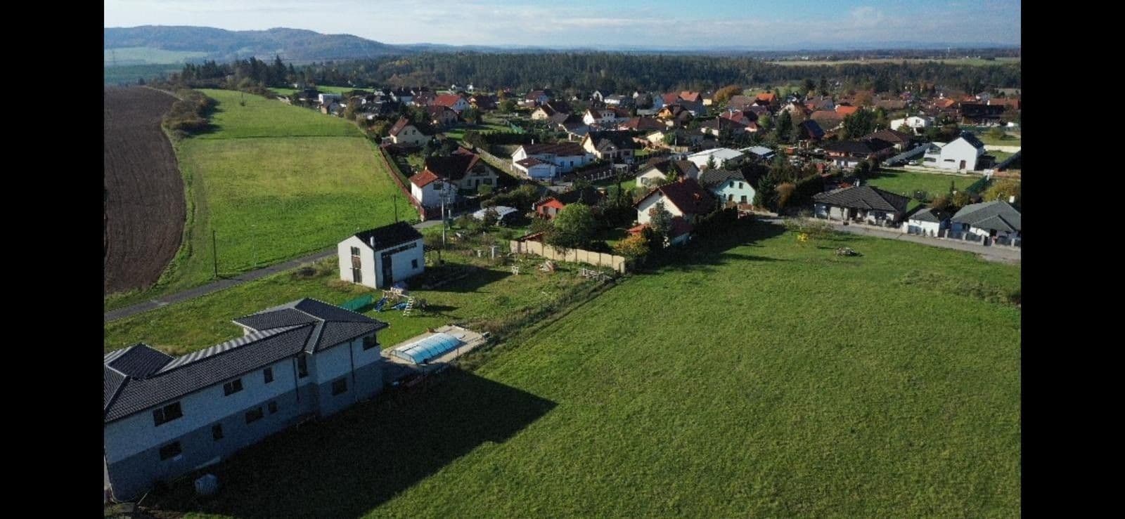 Prodej pozemku 835 m², Malá Hraštice, Středočeský kraj Prodej pozemku 835 m², Malá Hraštice, Středočeský kraj