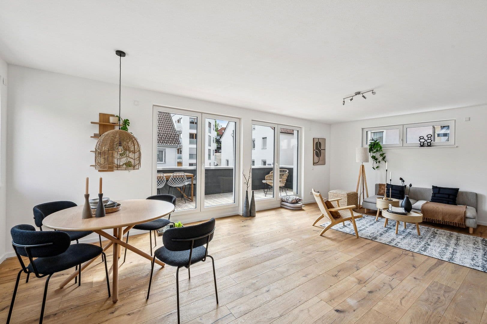 Prodej bytu 4+1 108 m², Zimmerackerstr. 7, Sigmaringen, Bádensko-Württembersko Prodej bytu 4+1 108 m², Zimmerackerstr. 7, Sigmaringen, Bádensko-Württembersko