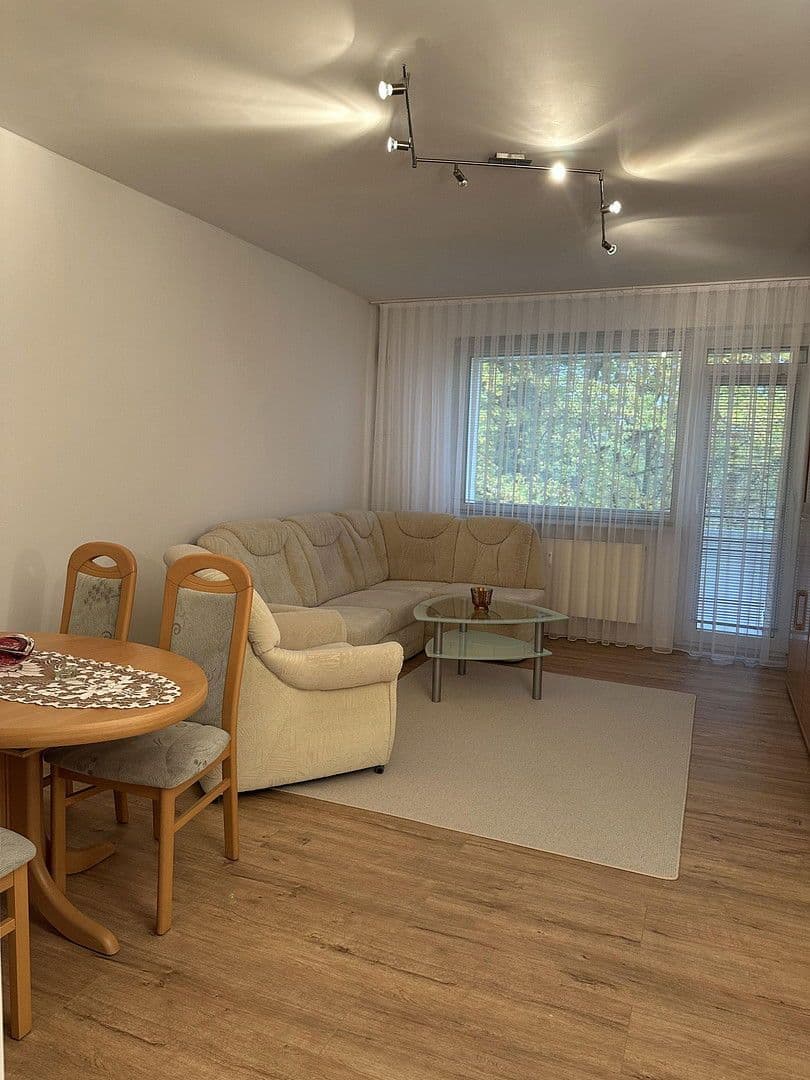 Pronájem bytu 2+1 58 m², Berlin, Berlín Pronájem bytu 2+1 58 m², Berlin, Berlín