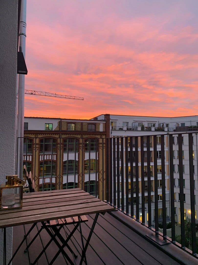 Prodej bytu 3+1 70 m², Weserstraße 44 D, Berlin, Berlín Prodej bytu 3+1 70 m², Weserstraße 44 D, Berlin, Berlín