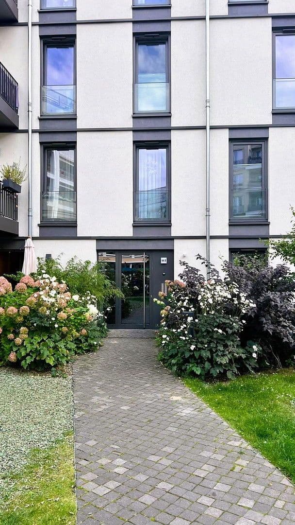 Prodej bytu 3+1 70 m², Weserstraße 44 D, Berlin, Berlín Prodej bytu 3+1 70 m², Weserstraße 44 D, Berlin, Berlín