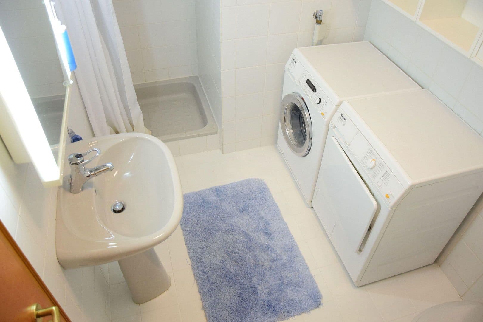 Prodej domu 250 m², pozemek 1.113 m², Niederwaldstraße 22, Eichgraben, Dolní Rakousko Prodej domu 250 m², pozemek 1.113 m², Niederwaldstraße 22, Eichgraben, Dolní Rakousko