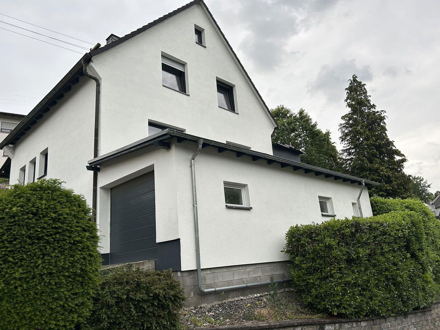 Prodej domu 94 m², pozemek 699 m², Bindweider Straße 13, Steinebach/Sieg, Porýní-Falc Prodej domu 94 m², pozemek 699 m², Bindweider Straße 13, Steinebach/Sieg, Porýní-Falc