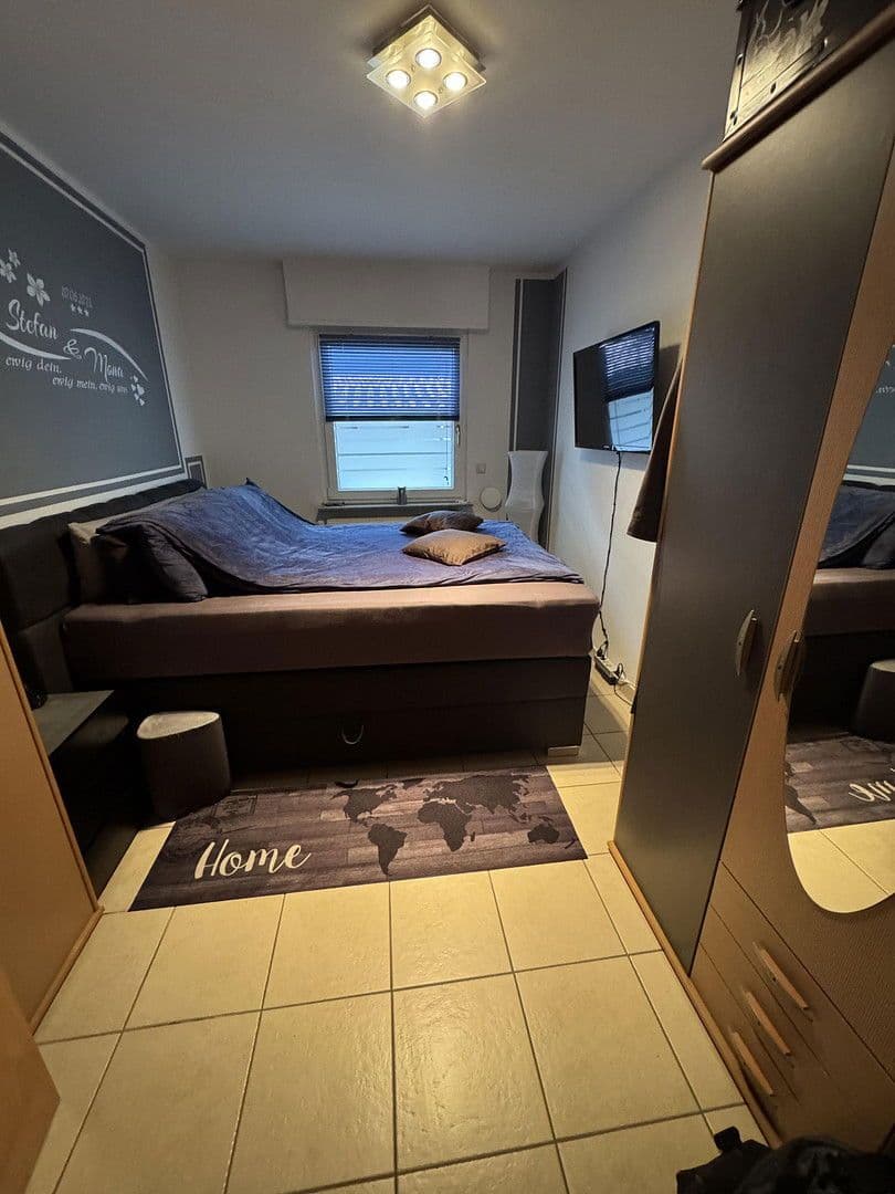 Pronájem bytu 3+1 55 m², Ludwigshafen, Porýní-Falc Pronájem bytu 3+1 55 m², Ludwigshafen, Porýní-Falc