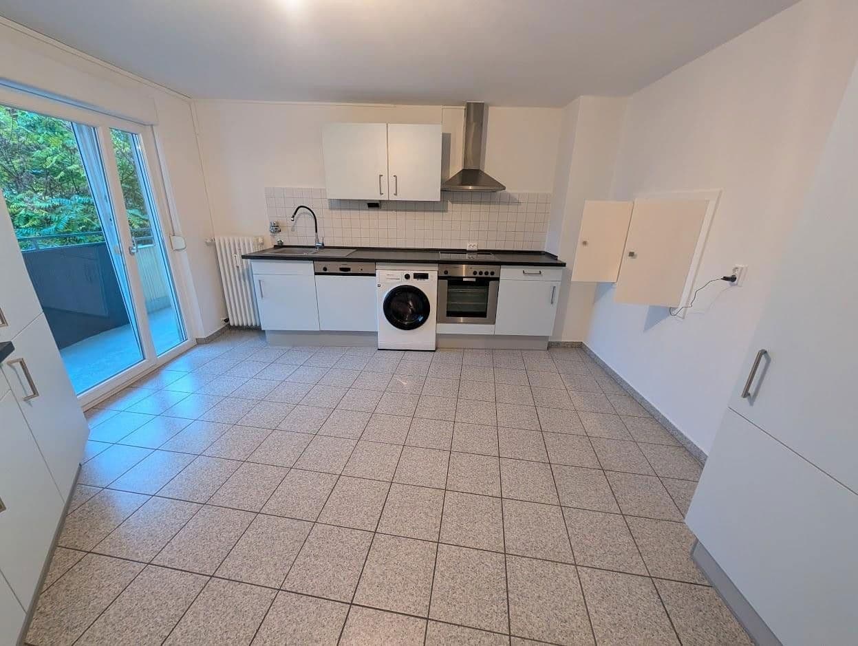 Pronájem bytu 3+1 101 m², Ludwigshafen am Rhein, Porýní-Falc Pronájem bytu 3+1 101 m², Ludwigshafen am Rhein, Porýní-Falc