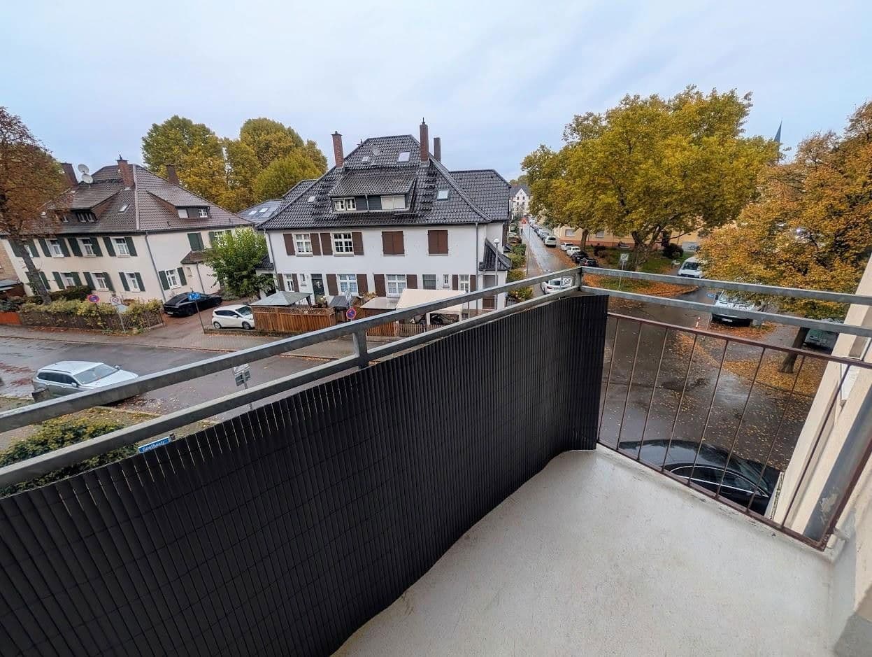 Pronájem bytu 3+1 101 m², Ludwigshafen am Rhein, Porýní-Falc Pronájem bytu 3+1 101 m², Ludwigshafen am Rhein, Porýní-Falc