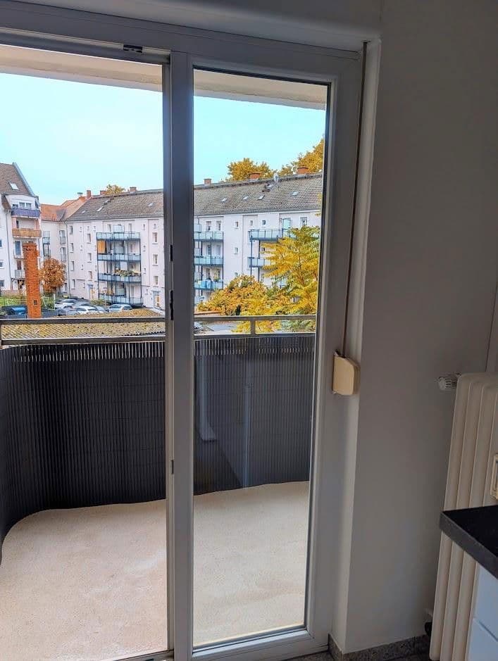 Pronájem bytu 3+1 101 m², Ludwigshafen am Rhein, Porýní-Falc Pronájem bytu 3+1 101 m², Ludwigshafen am Rhein, Porýní-Falc