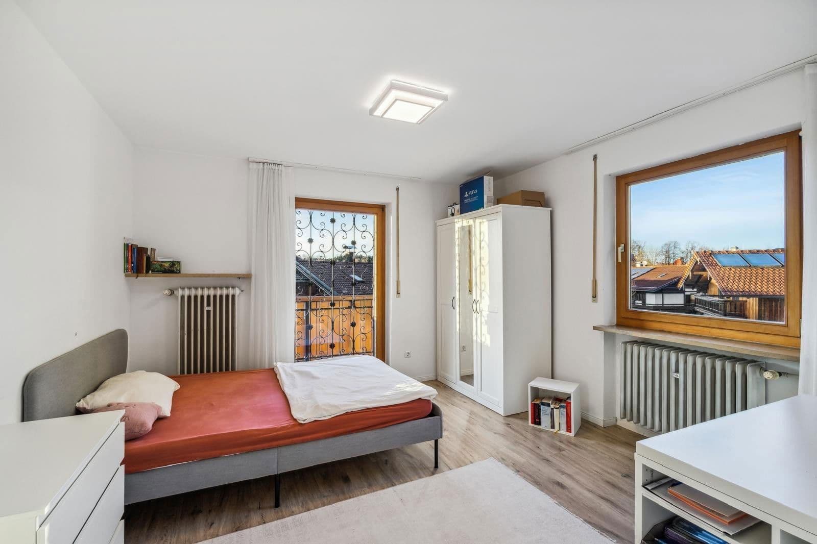 Prodej domu 133 m², pozemek 468 m², Birkenstraße 19, Miesbach, Bavorsko Prodej domu 133 m², pozemek 468 m², Birkenstraße 19, Miesbach, Bavorsko