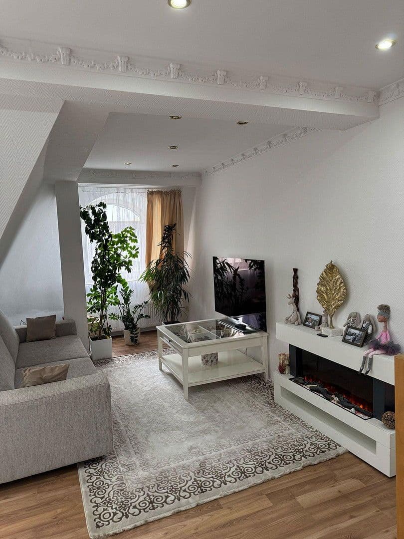 Pronájem bytu 4+1 127 m², Albertusstraße 9, Mönchengladbach, Severní Porýní-Vestfálsko Pronájem bytu 4+1 127 m², Albertusstraße 9, Mönchengladbach, Severní Porýní-Vestfálsko