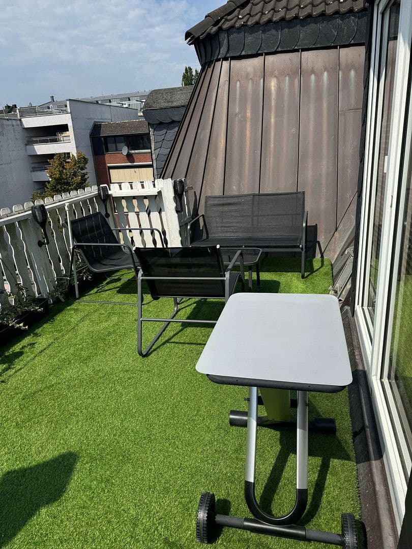 Pronájem bytu 4+1 127 m², Albertusstraße 9, Mönchengladbach, Severní Porýní-Vestfálsko Pronájem bytu 4+1 127 m², Albertusstraße 9, Mönchengladbach, Severní Porýní-Vestfálsko