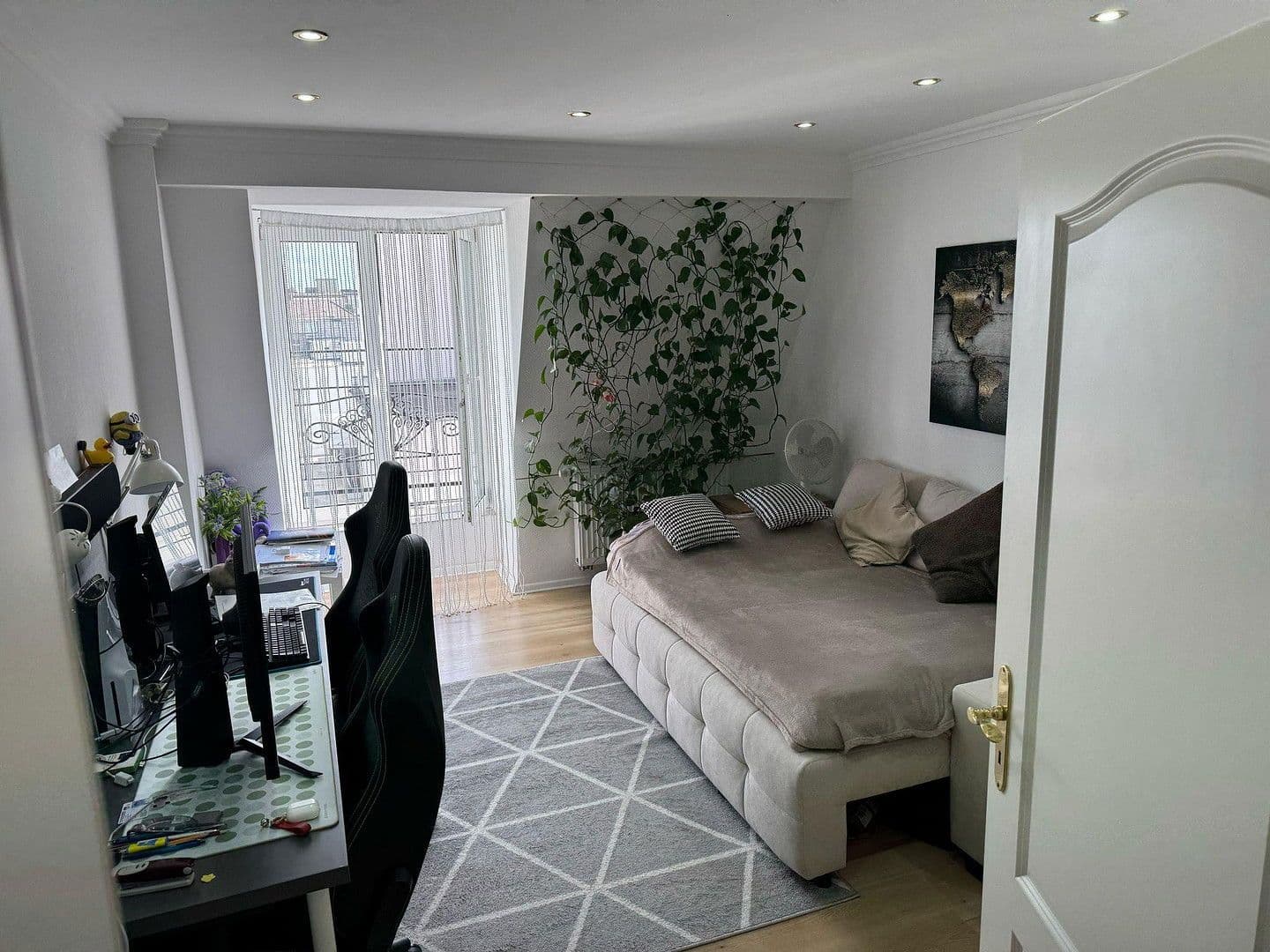 Pronájem bytu 4+1 127 m², Albertusstraße 9, Mönchengladbach, Severní Porýní-Vestfálsko Pronájem bytu 4+1 127 m², Albertusstraße 9, Mönchengladbach, Severní Porýní-Vestfálsko