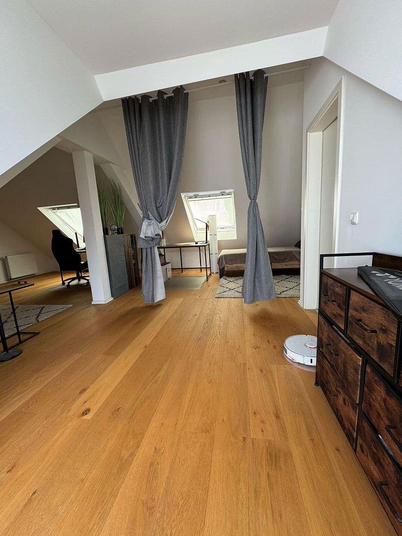 Pronájem bytu 4+1 127 m², Albertusstraße 9, Mönchengladbach, Severní Porýní-Vestfálsko Pronájem bytu 4+1 127 m², Albertusstraße 9, Mönchengladbach, Severní Porýní-Vestfálsko