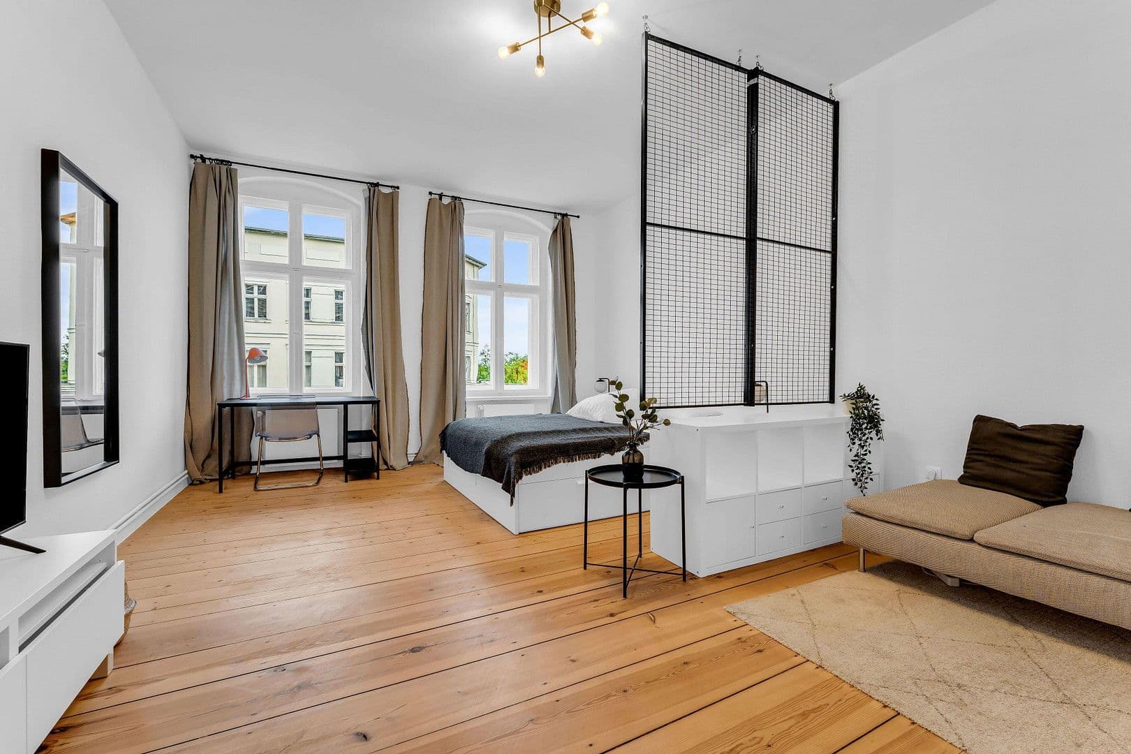 Pronájem bytu 4+1 25 m², Curvystr. 29, Berlin, Berlín Pronájem bytu 4+1 25 m², Curvystr. 29, Berlin, Berlín