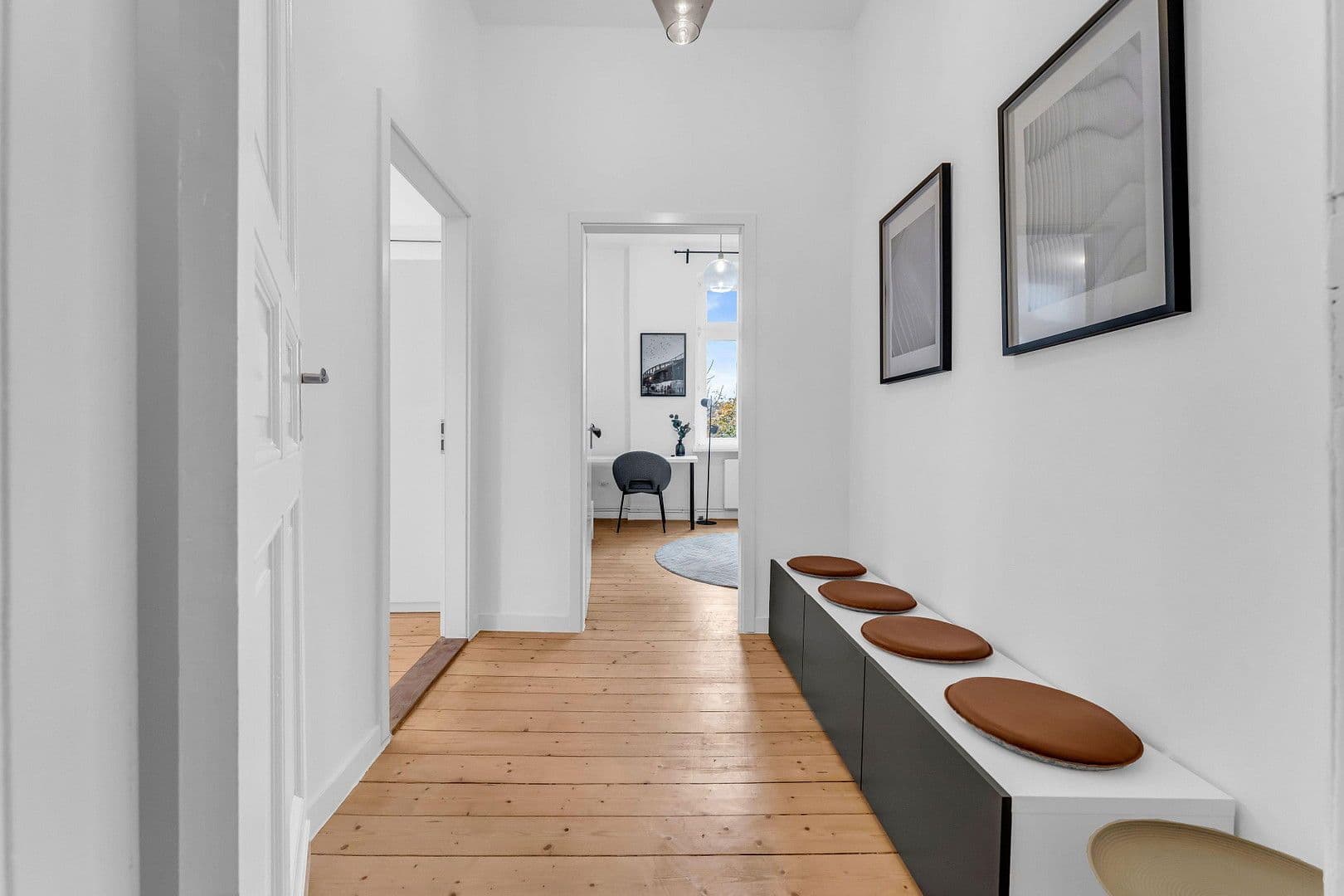 Pronájem bytu 4+1 25 m², Curvystr. 29, Berlin, Berlín Pronájem bytu 4+1 25 m², Curvystr. 29, Berlin, Berlín