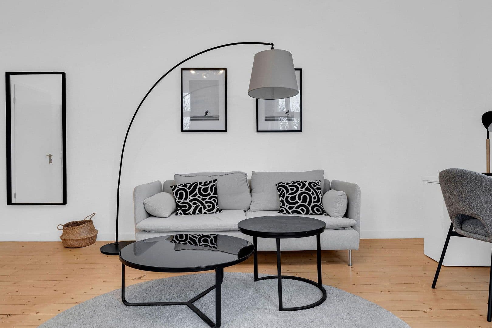 Pronájem bytu 4+1 25 m², Curvystr. 29, Berlin, Berlín Pronájem bytu 4+1 25 m², Curvystr. 29, Berlin, Berlín