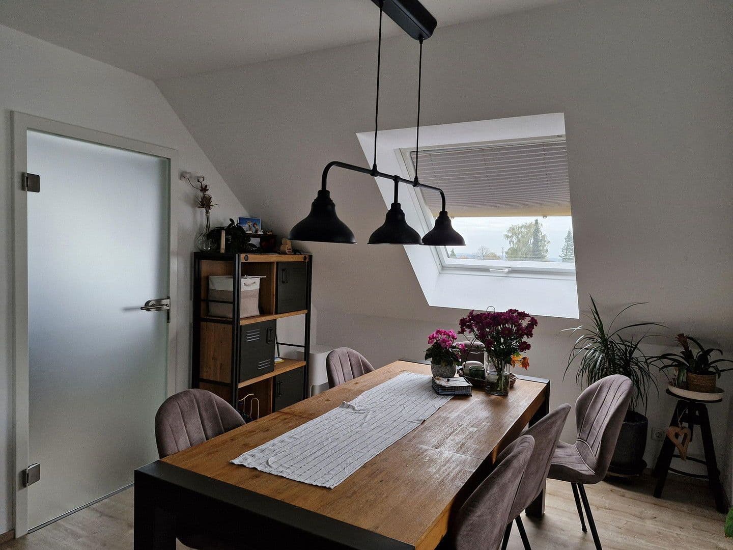 Pronájem bytu 3+1 91 m², Danziger Straße 1, Wermelskirchen, Severní Porýní-Vestfálsko Pronájem bytu 3+1 91 m², Danziger Straße 1, Wermelskirchen, Severní Porýní-Vestfálsko