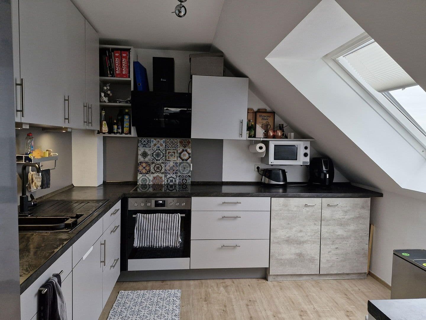 Pronájem bytu 3+1 91 m², Danziger Straße 1, Wermelskirchen, Severní Porýní-Vestfálsko Pronájem bytu 3+1 91 m², Danziger Straße 1, Wermelskirchen, Severní Porýní-Vestfálsko