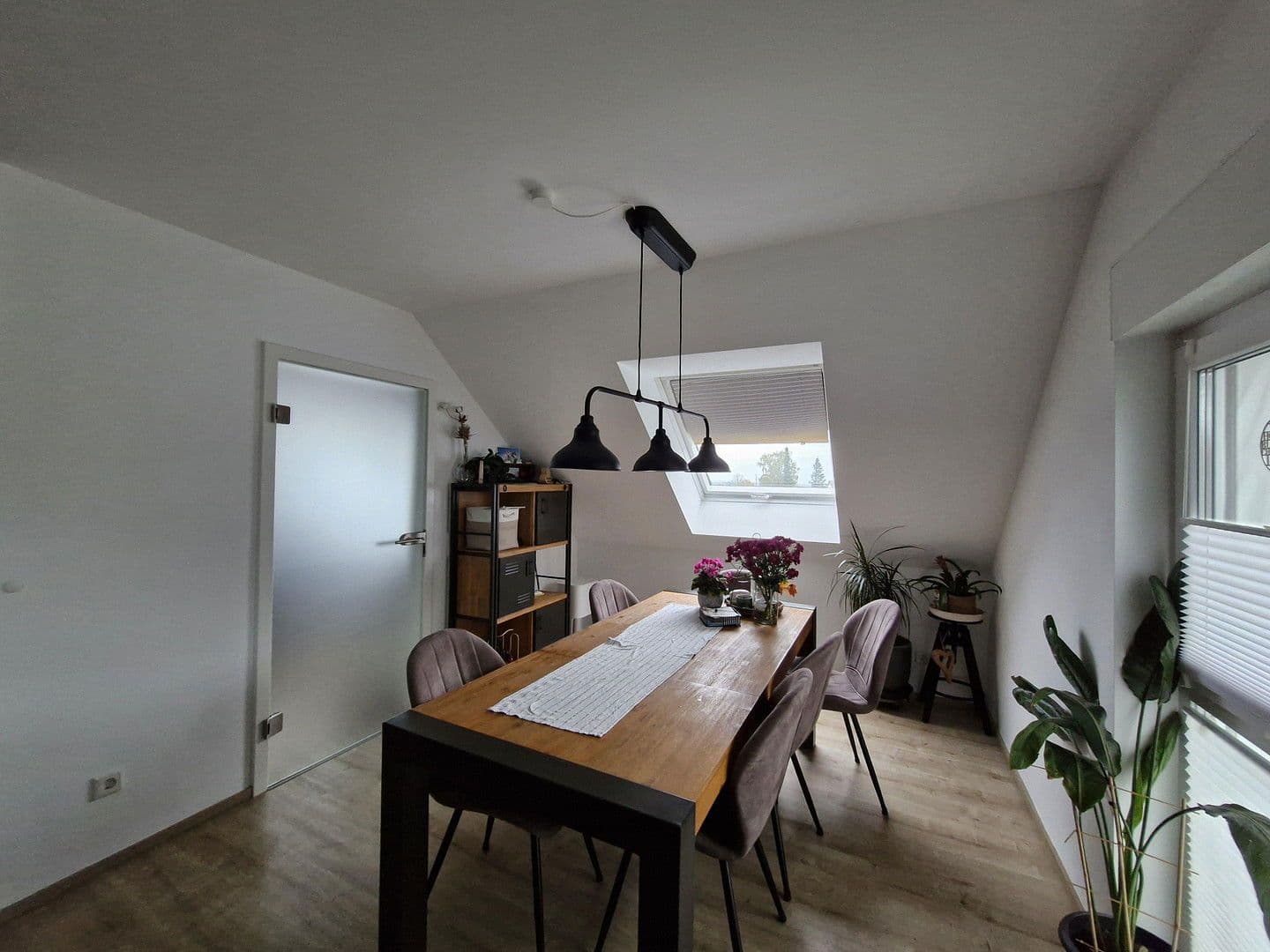 Pronájem bytu 3+1 91 m², Danziger Straße 1, Wermelskirchen, Severní Porýní-Vestfálsko Pronájem bytu 3+1 91 m², Danziger Straße 1, Wermelskirchen, Severní Porýní-Vestfálsko