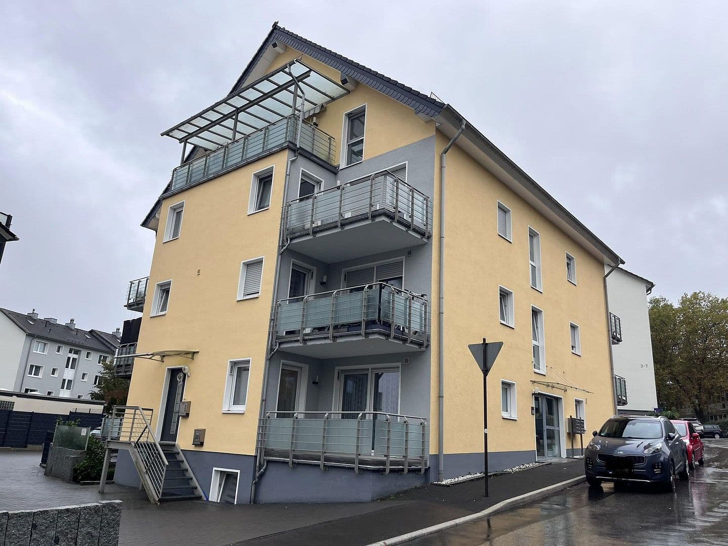 Pronájem bytu 3+1 91 m², Danziger Straße 1, Wermelskirchen, Severní Porýní-Vestfálsko Pronájem bytu 3+1 91 m², Danziger Straße 1, Wermelskirchen, Severní Porýní-Vestfálsko