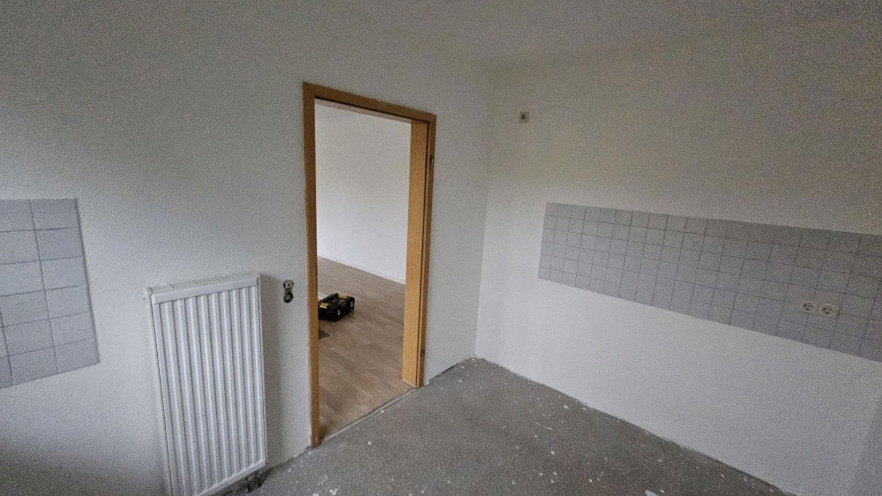 Pronájem bytu 3+1 76 m², Stauffenbergring 28, Ellwangen (Jagst), Bádensko-Württembersko Pronájem bytu 3+1 76 m², Stauffenbergring 28, Ellwangen (Jagst), Bádensko-Württembersko