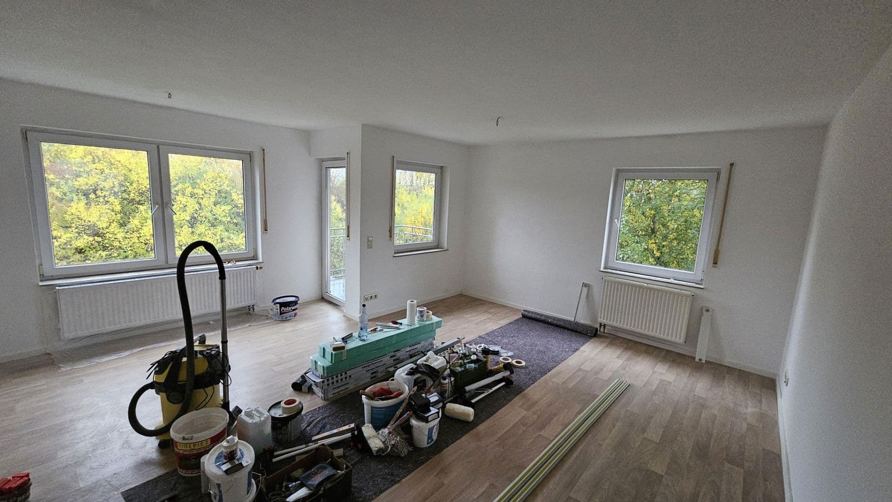 Pronájem bytu 3+1 76 m², Stauffenbergring 28, Ellwangen (Jagst), Bádensko-Württembersko Pronájem bytu 3+1 76 m², Stauffenbergring 28, Ellwangen (Jagst), Bádensko-Württembersko