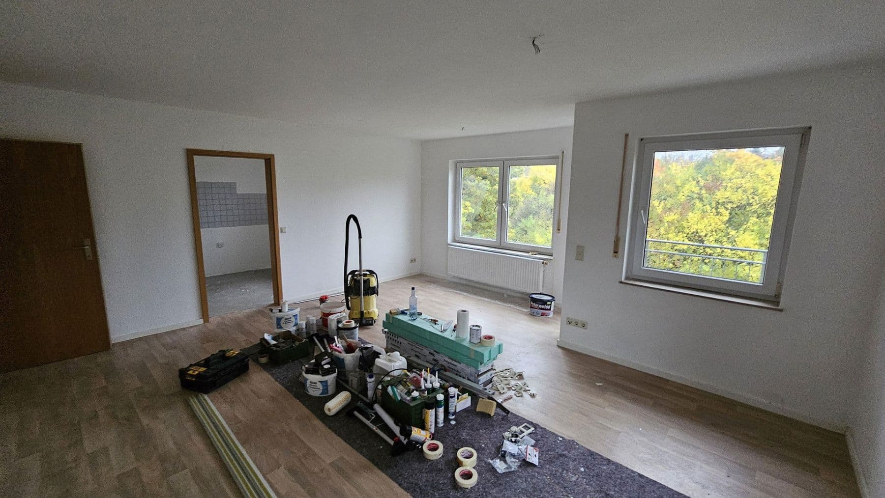 Pronájem bytu 3+1 76 m², Stauffenbergring 28, Ellwangen (Jagst), Bádensko-Württembersko Pronájem bytu 3+1 76 m², Stauffenbergring 28, Ellwangen (Jagst), Bádensko-Württembersko