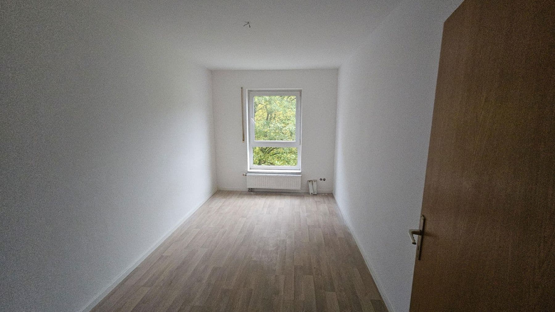 Pronájem bytu 3+1 76 m², Stauffenbergring 28, Ellwangen (Jagst), Bádensko-Württembersko Pronájem bytu 3+1 76 m², Stauffenbergring 28, Ellwangen (Jagst), Bádensko-Württembersko
