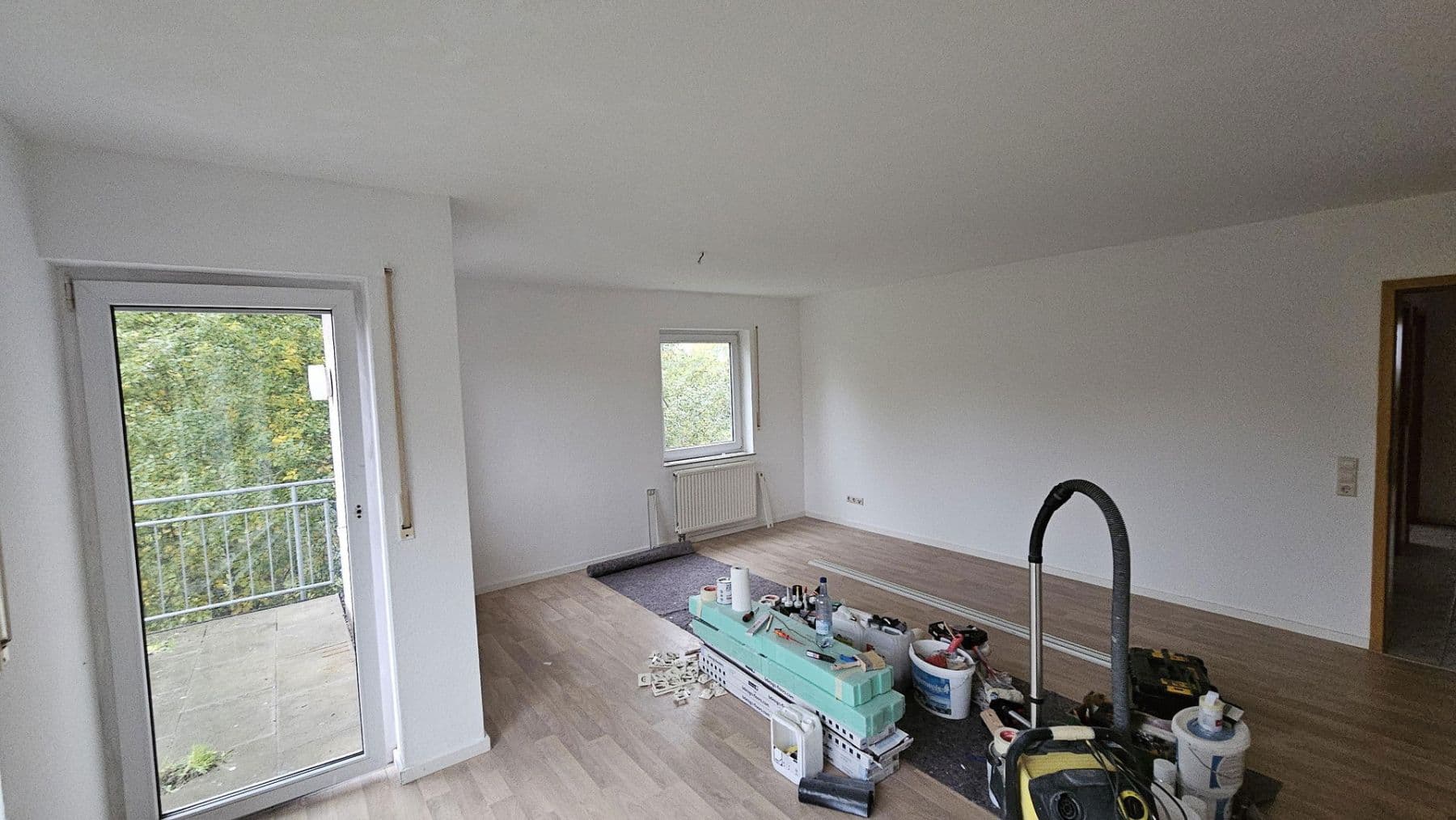 Pronájem bytu 3+1 76 m², Stauffenbergring 28, Ellwangen (Jagst), Bádensko-Württembersko Pronájem bytu 3+1 76 m², Stauffenbergring 28, Ellwangen (Jagst), Bádensko-Württembersko
