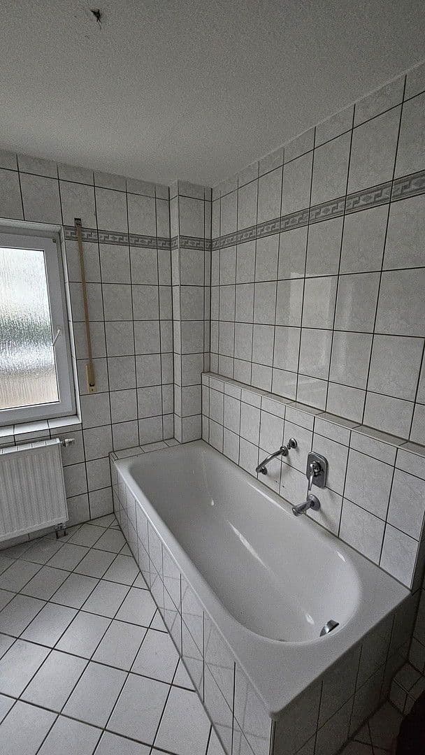 Pronájem bytu 3+1 76 m², Stauffenbergring 28, Ellwangen (Jagst), Bádensko-Württembersko Pronájem bytu 3+1 76 m², Stauffenbergring 28, Ellwangen (Jagst), Bádensko-Württembersko